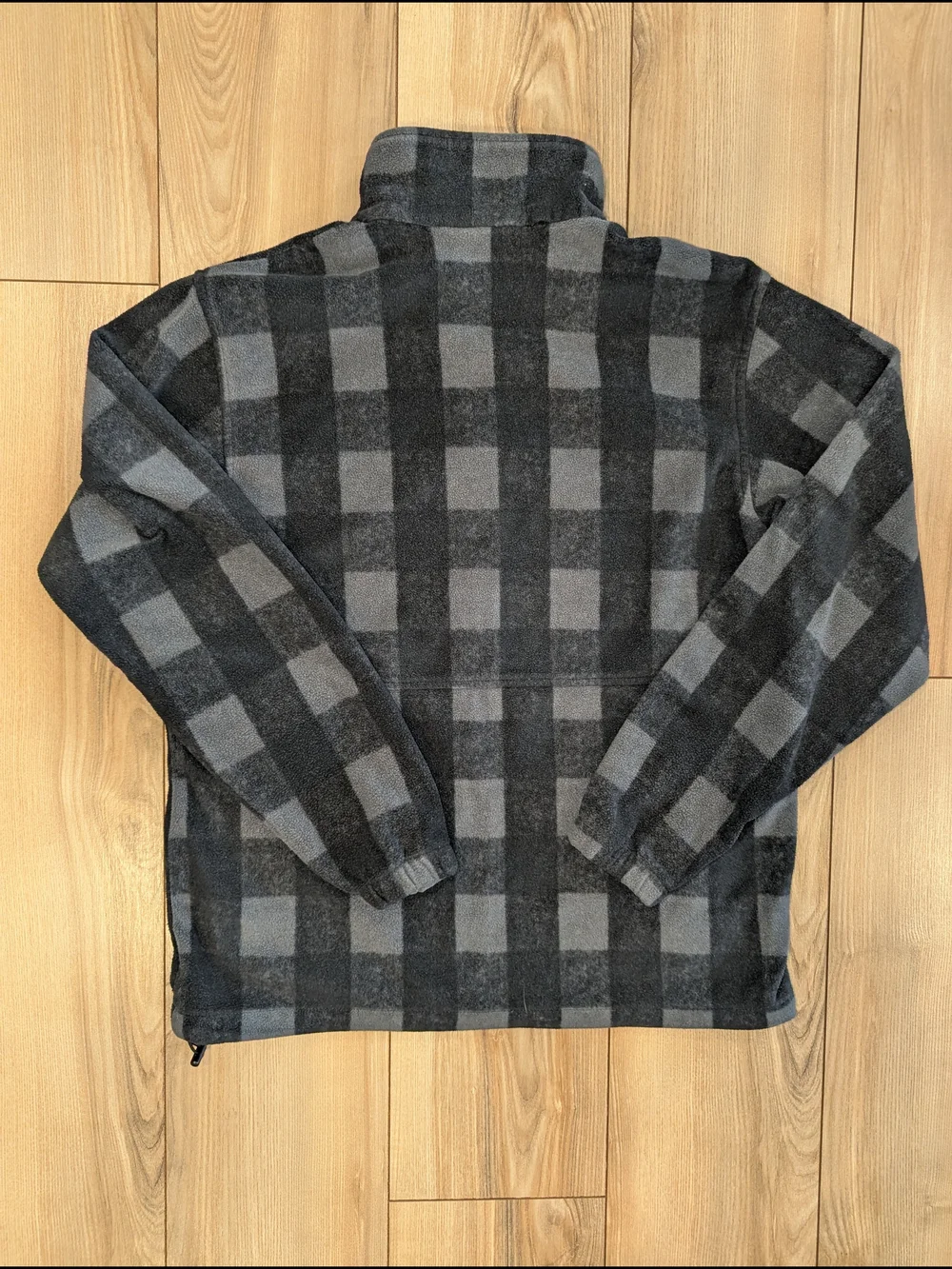 Columbia Men's Black & Gray Plaid Full-Zip Fleece Jacket